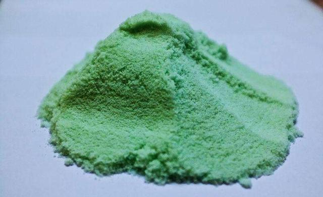 改善茶花土壤的酸碱性，用白醋好还是硫酸亚铁好？看完就清楚了