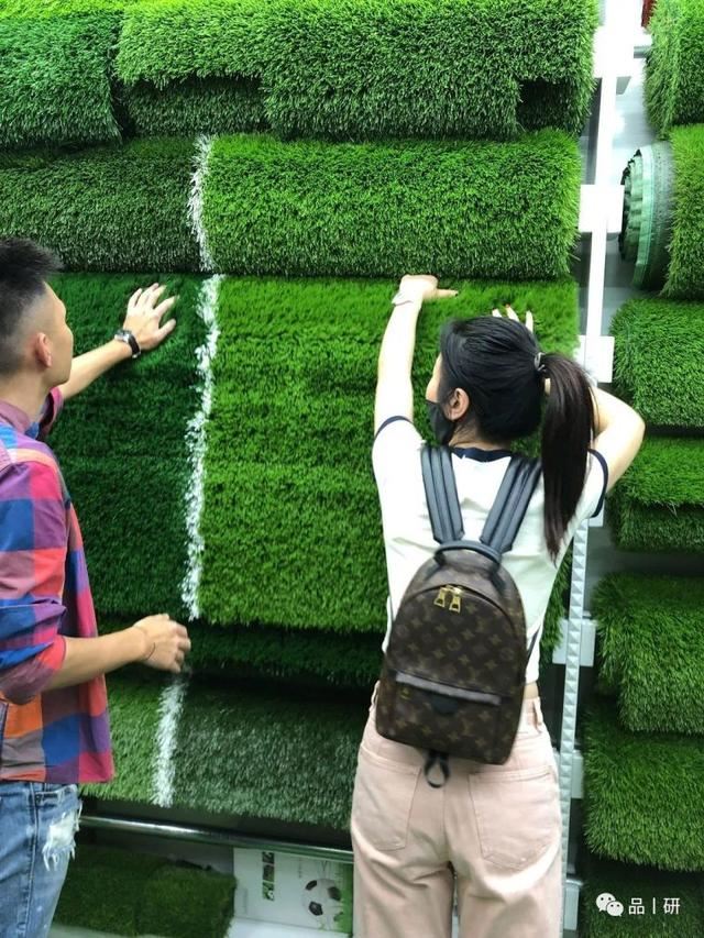 什么是景观人造草？人造草能替代自然草坪吗？