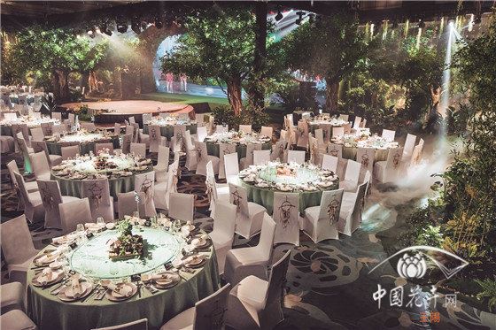 花店两级分化花艺传统复兴 