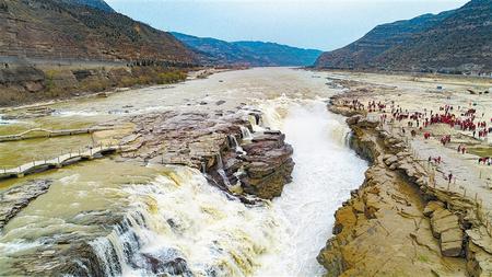 绿染山川　三秦多胜景