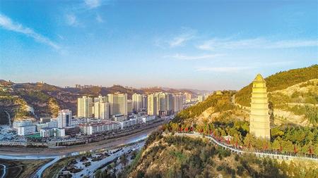 绿染山川　三秦多胜景