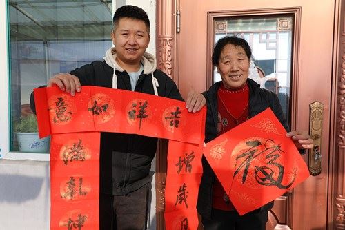 敦化市国有林总场：节前慰问贫困户 精准扶贫暖人心