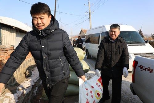 敦化市国有林总场：节前慰问贫困户 精准扶贫暖人心