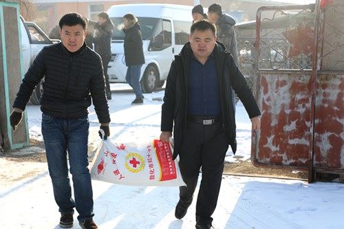 敦化市国有林总场：节前慰问贫困户 精准扶贫暖人心