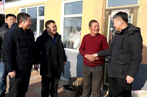 敦化市国有林总场：节前慰问贫困户 精准扶贫暖人心