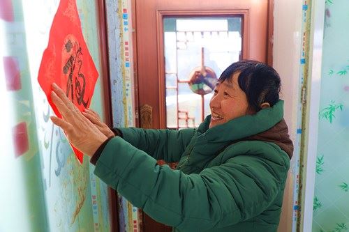 敦化市国有林总场：节前慰问贫困户 精准扶贫暖人心