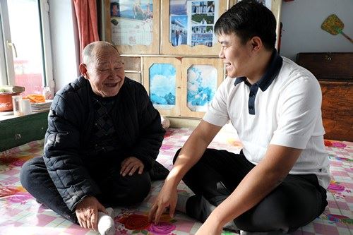 敦化市国有林总场：节前慰问贫困户 精准扶贫暖人心