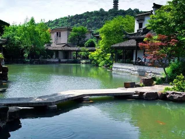 中日园林大对比，同样是如诗如画，你喜欢哪一种？