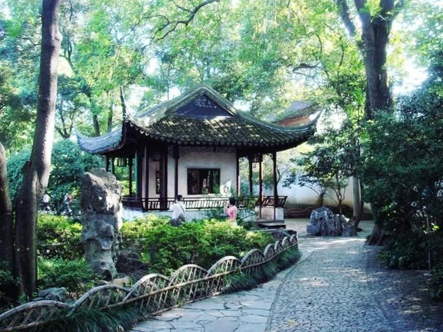 中日园林大对比，同样是如诗如画，你喜欢哪一种？