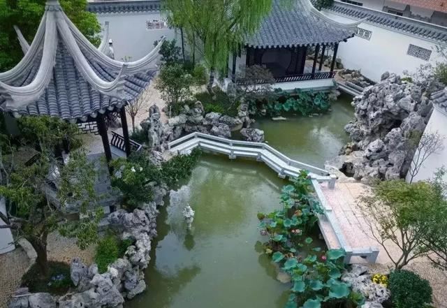 中日园林大对比，同样是如诗如画，你喜欢哪一种？