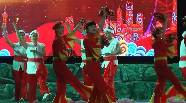 图强林业局举办“唱响新时代、欢乐过大年”迎新春文艺晚会