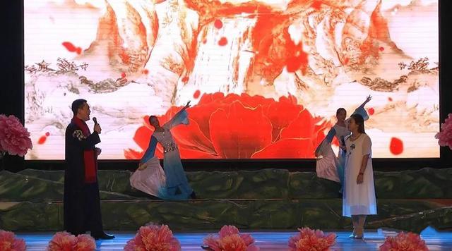 图强林业局举办“唱响新时代、欢乐过大年”迎新春文艺晚会