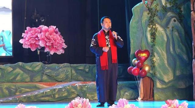 图强林业局举办“唱响新时代、欢乐过大年”迎新春文艺晚会