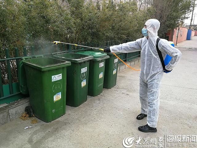 泰安市林业局党员干部志愿者到“双报到”社区慰问疫情防控一线工作人员