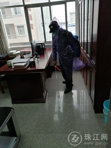 罗平县林业和草原局强化城市居民小区疫情防控网格化管理