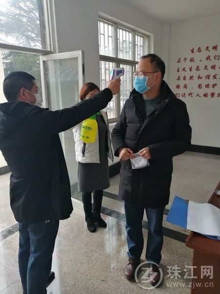 罗平县林业和草原局强化城市居民小区疫情防控网格化管理