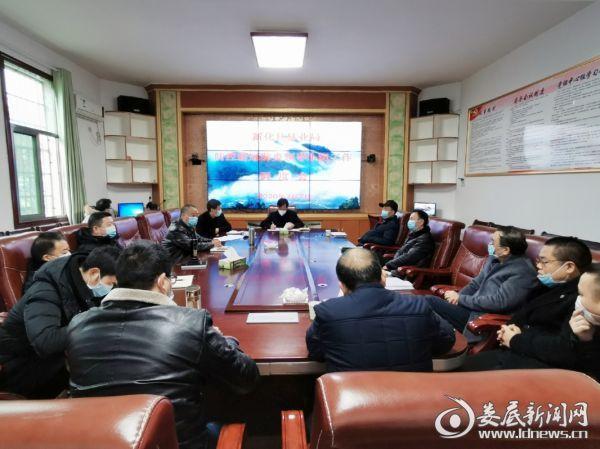 新化县林业局深入社区开展“新冠肺炎”疫情群防群控工作