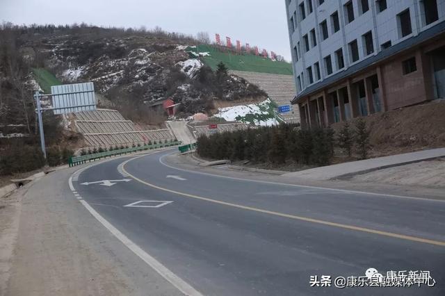 吴国峻调研春季绿化工作