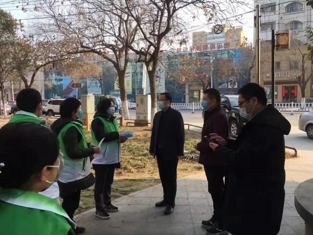抢抓时机 提标增彩----漯河市园林绿化养护中心全力以赴推进春季绿化养护工作