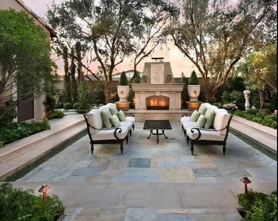 宅中有院,院中有屋,屋中有院,院中有天 宅中有院,院中有屋,屋中有院,院中有天