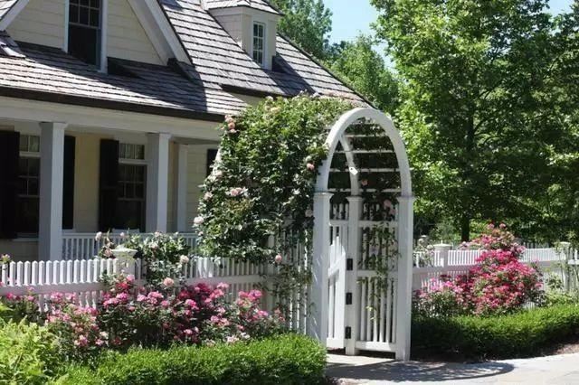 细数庭院景观中的装饰，陶，木，石，钢，瓷多样性景观小品