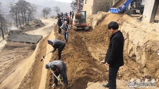 【造林绿化】叶堡镇：党员带头添新绿 凝心聚力美家园