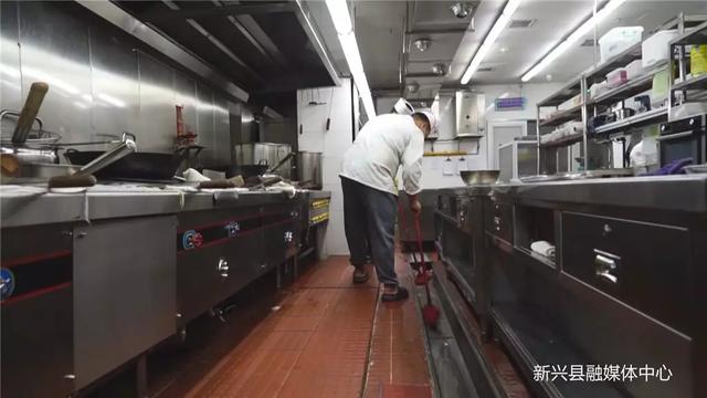 数千株桃花盛开，惊艳整个春天