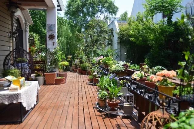 花园的设计不只是提供赏花赏月，更需要的是藏的了秘密的花园