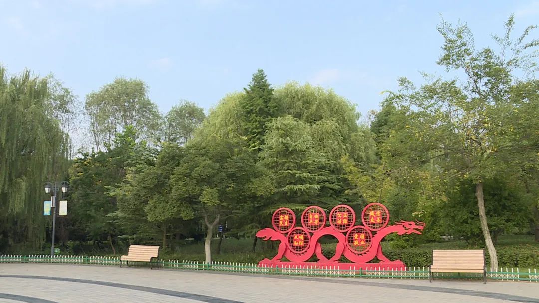 推窗见景，开门见绿！园林绿化再上新台阶~