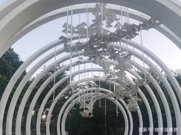 佛山新城滨河景观带，绿色连珠，就是一座森林城市