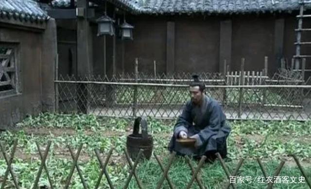 汉代园林建造风格随着时代的变迁有何演变？