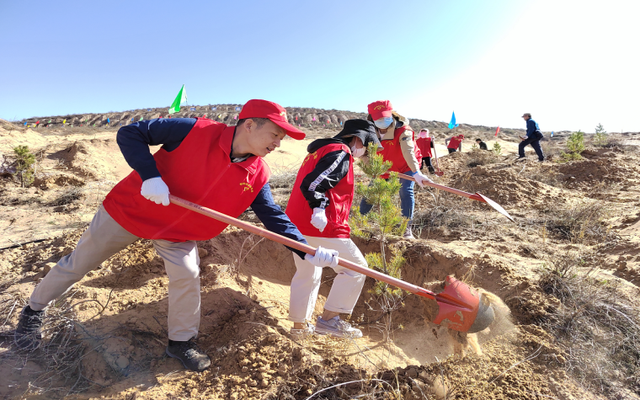 榆林：共建生态文明 守护绿水青山