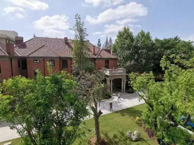 这个“私家花园”突然开放！上海有390座口袋公园，街拍打卡不输武康路