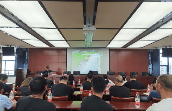 守护夏日一抹“绿”！秀洲区启动夏季园林绿化养护工作