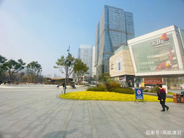 成都金牛区花费3.37亿打造的新公园，有颜又有趣，老人孩子都喜欢