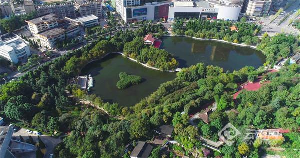 昆明全力打造“绿美春城” 宜业宜居共享绿美成果