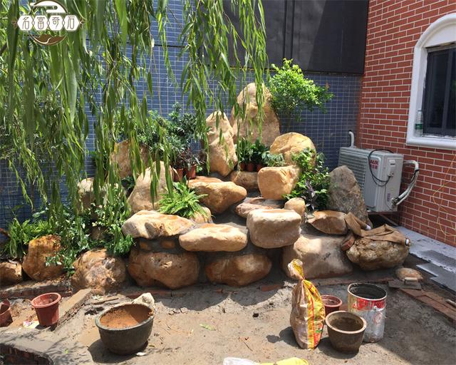 黄蜡石在园林景观中起到重要角色作用