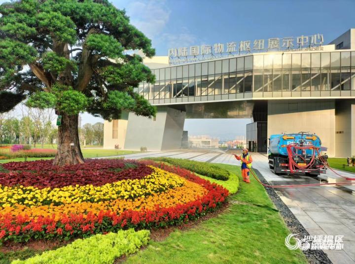 沙坪坝：绿化提质 刷新城市“颜值”