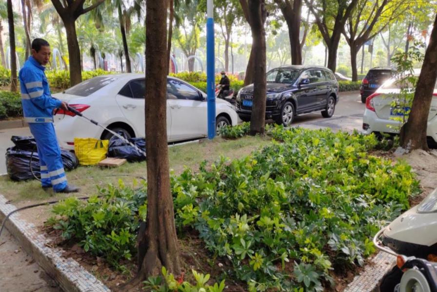 奏响绿化养护“春之声”，擦亮文明城市幸福底色