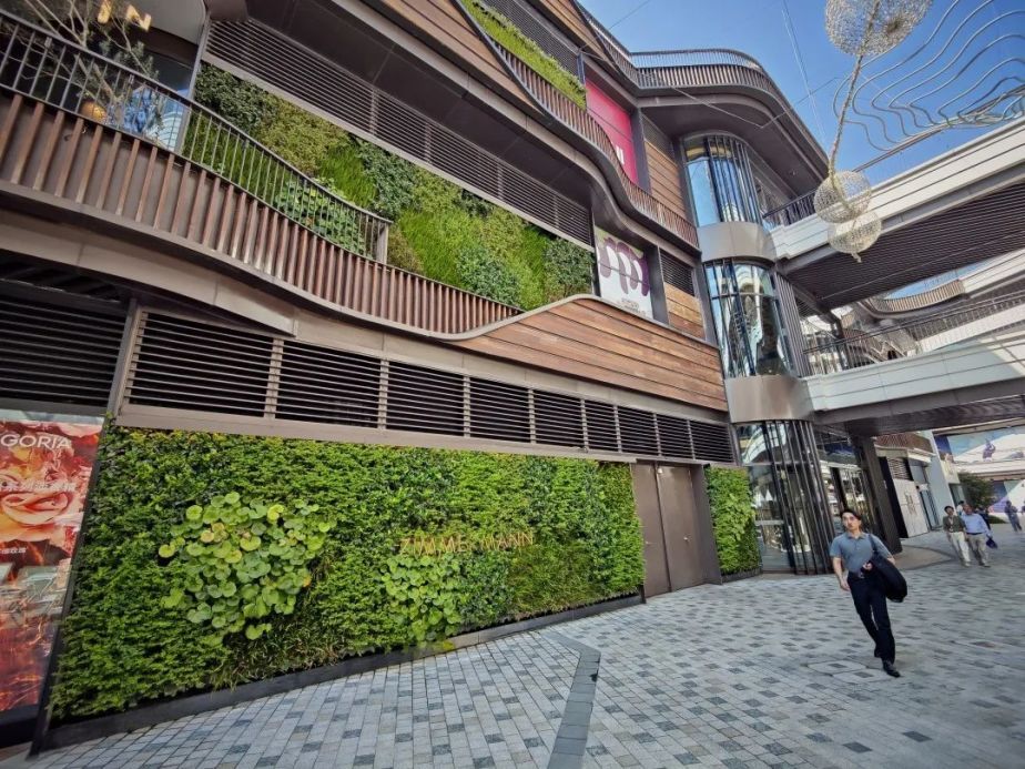 前滩着力构筑城市生态新景观，立体绿化融入时尚地标丨品质新生活