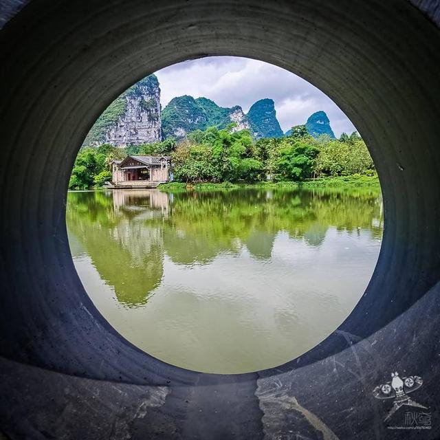 赏千窗百孔 閲万千风景