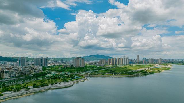 厦门杏林湾生态环境整治提升一期工程开工，将清淤313.3万立方米