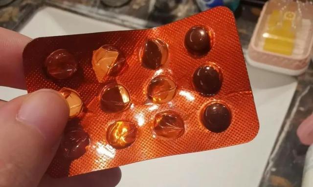 4种药片养花能“起死回生”，浇水时候放一片，壮根叶绿，长疯了