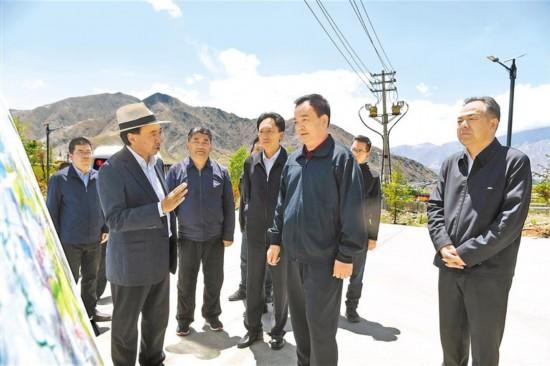 尊重科学规律 不断提升绿化水平 持之以恒推进南北山绿化工程建设