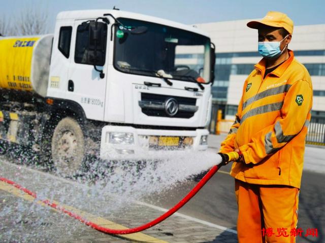 淄博高新区：春灌让绿化苗木“喝”足水