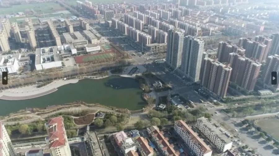 县综合行政执法局：道路交通节点绿化打造 扮靓城市风景线
